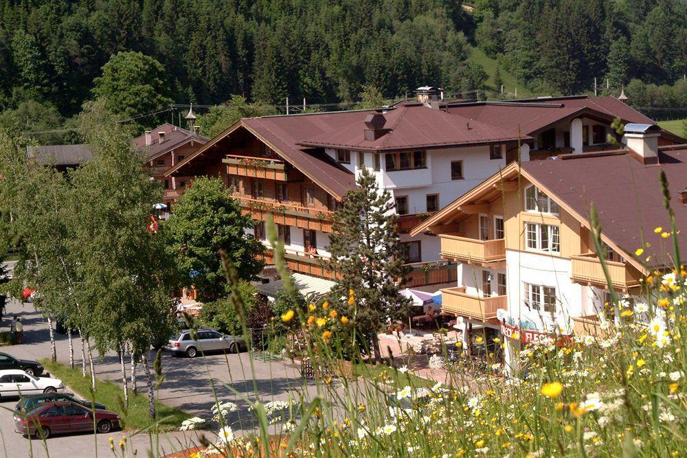 Sport Und Familienhotel Klausen Kirchberg in Tirol Exterior photo