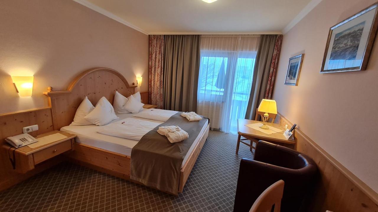 Sport Und Familienhotel Klausen Kirchberg in Tirol Exterior photo
