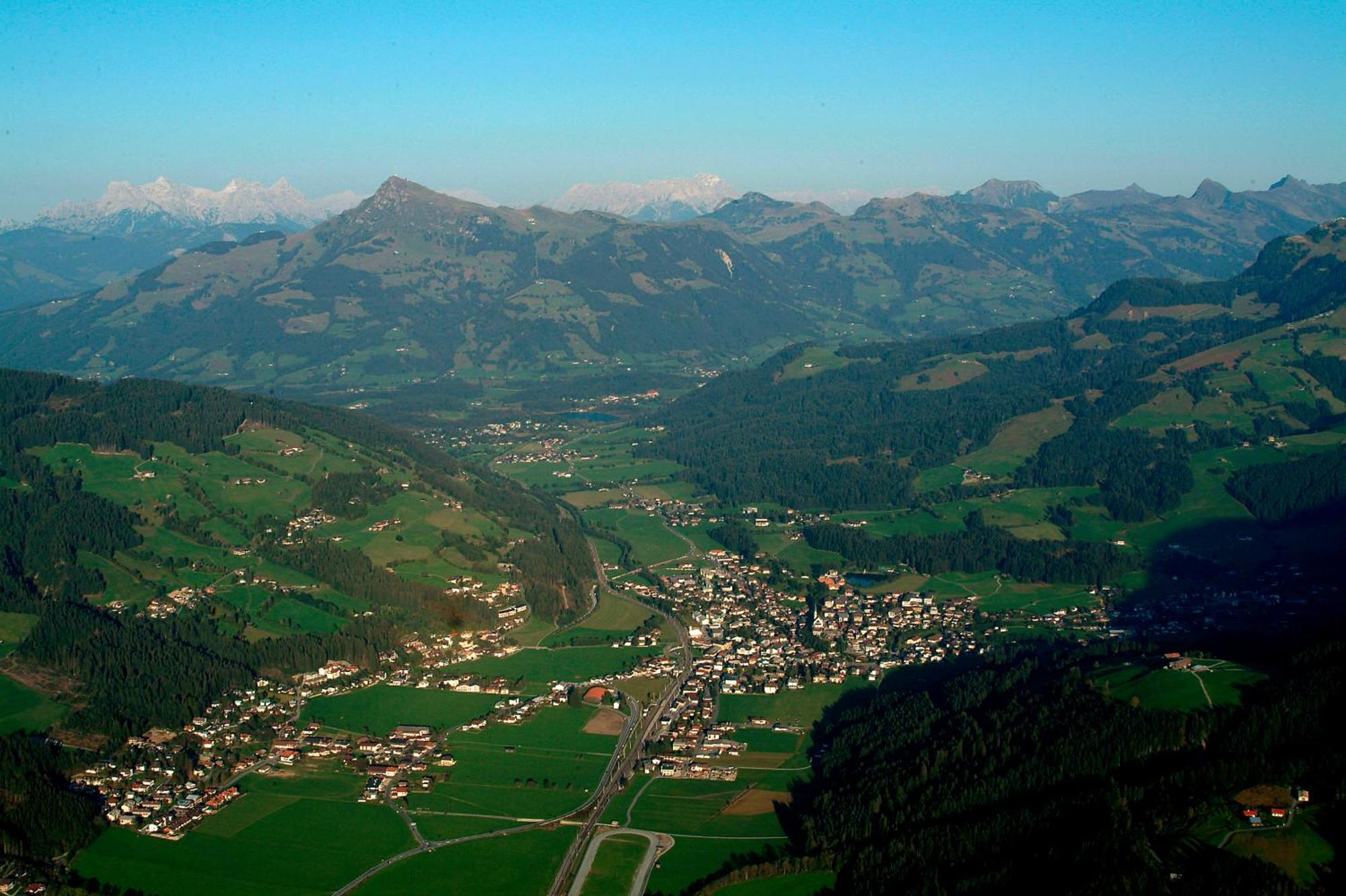 Sport Und Familienhotel Klausen Kirchberg in Tirol Exterior photo